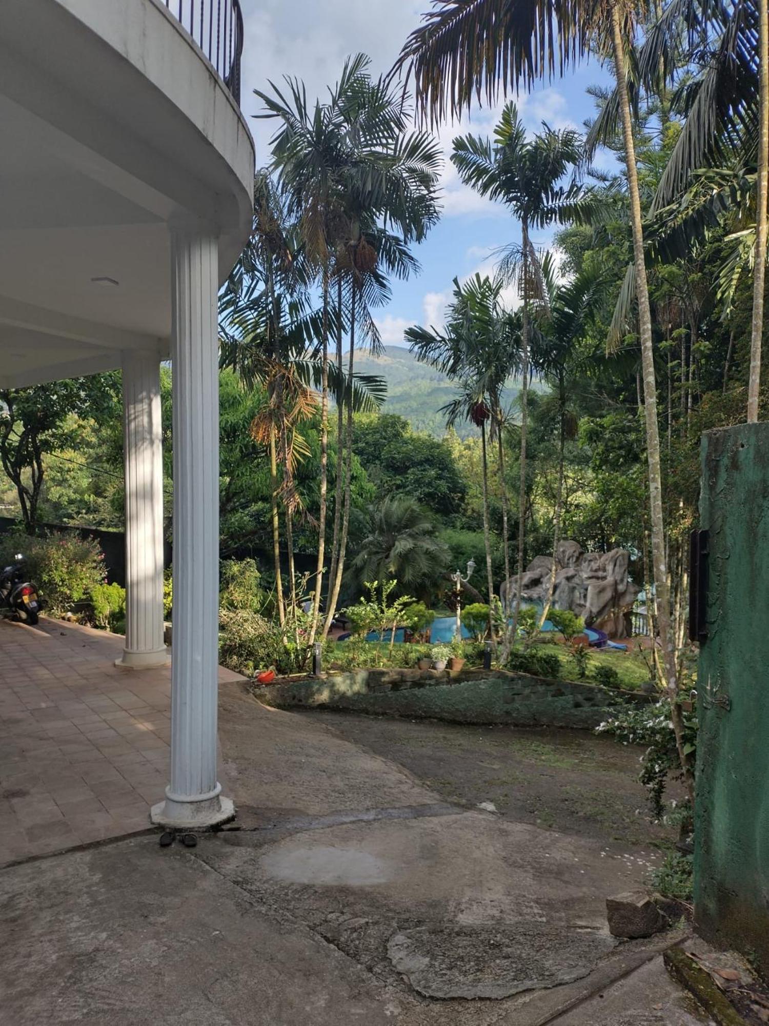 Chaminrich Villa Kandy Exteriör bild